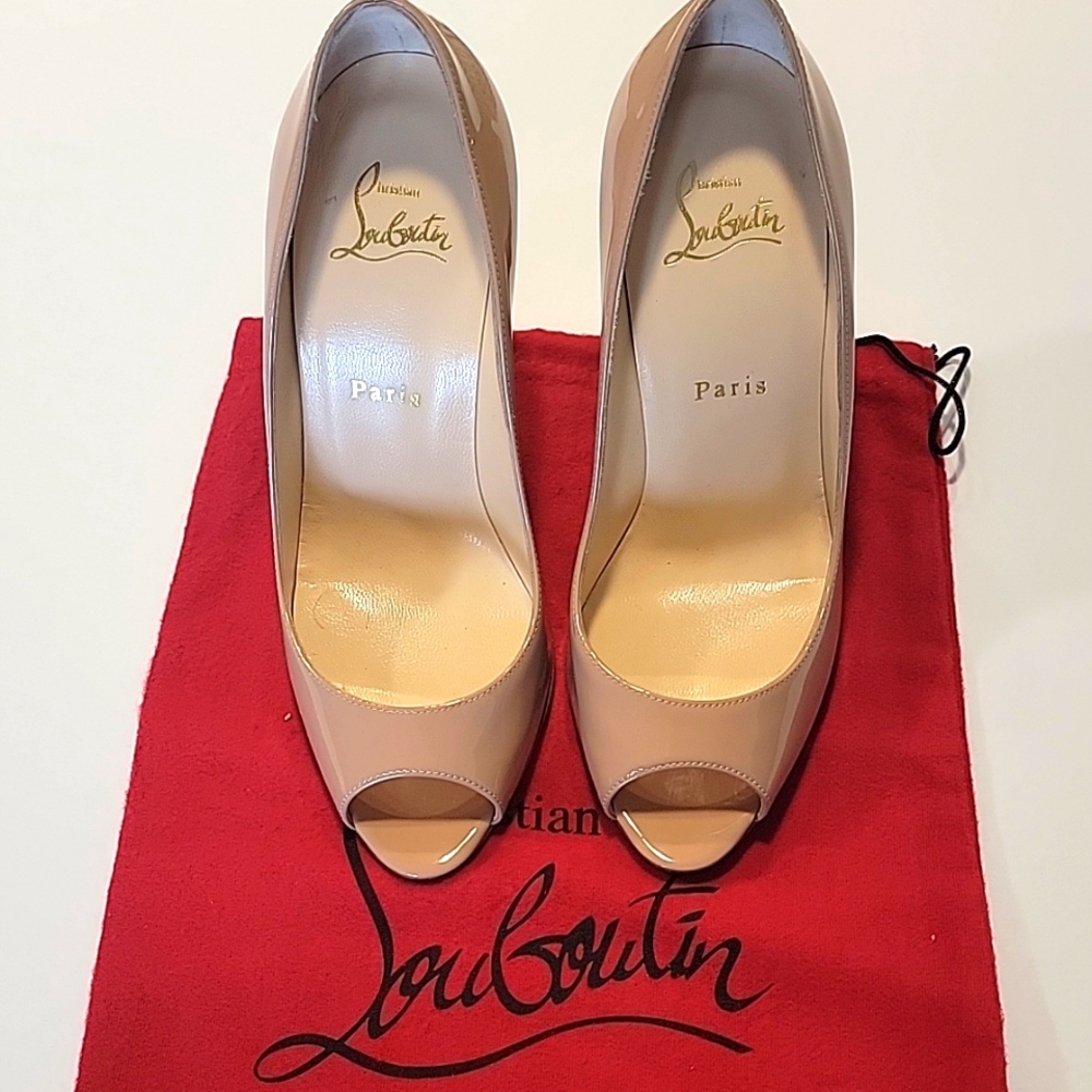 Christian Louboutin Pumps